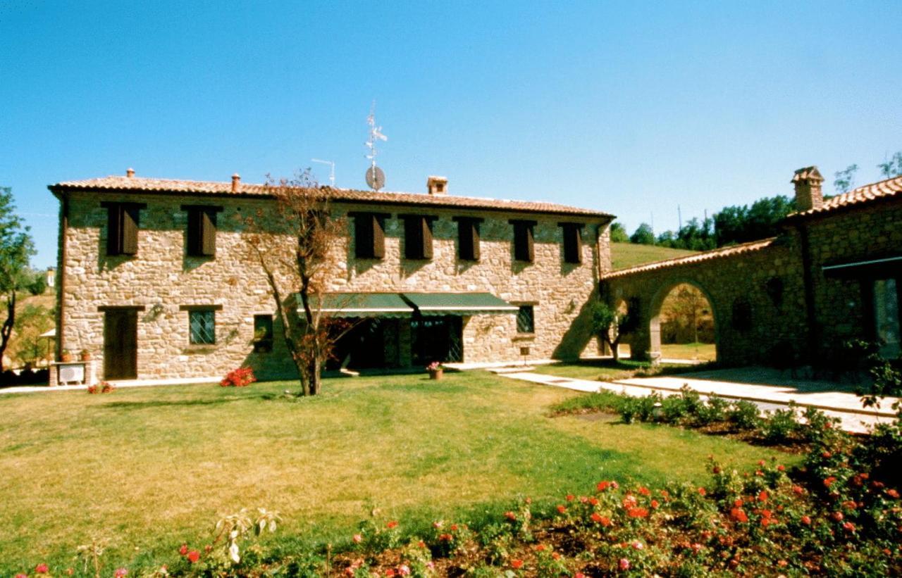 I Quattro Passeri Country House Santa Paola ภายนอก รูปภาพ