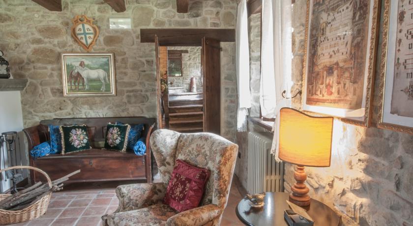 I Quattro Passeri Country House Santa Paola ภายนอก รูปภาพ